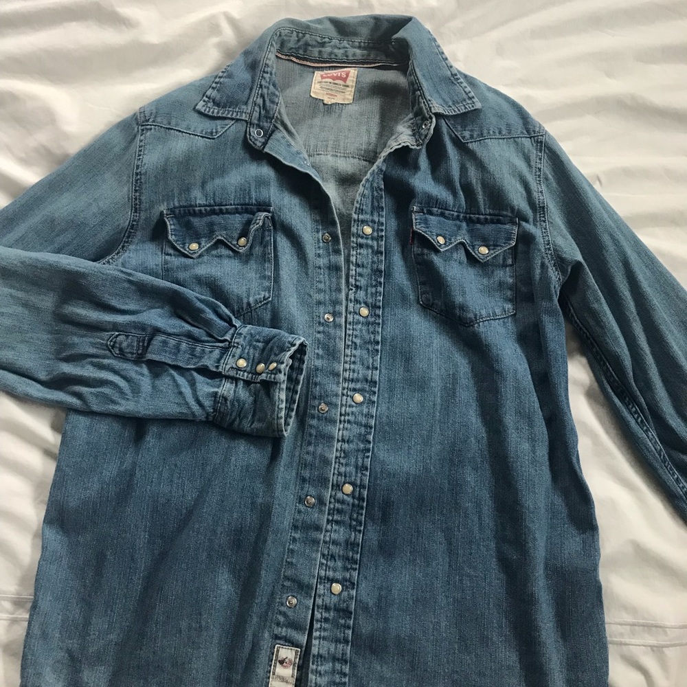 Vintage Levi’s denim Western shirt